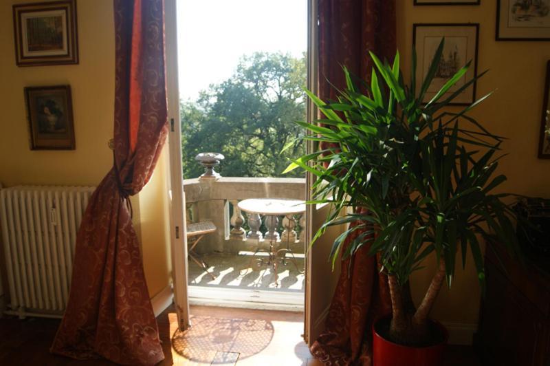 Chateau Neufays Theux Rom bilde