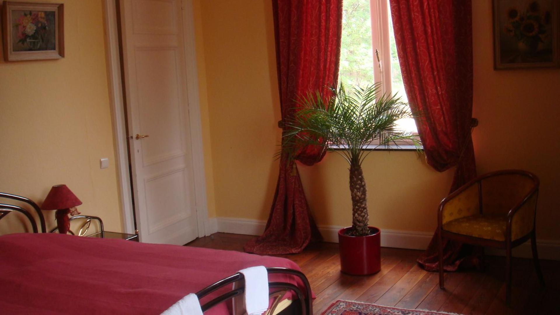Chateau Neufays Theux Rom bilde