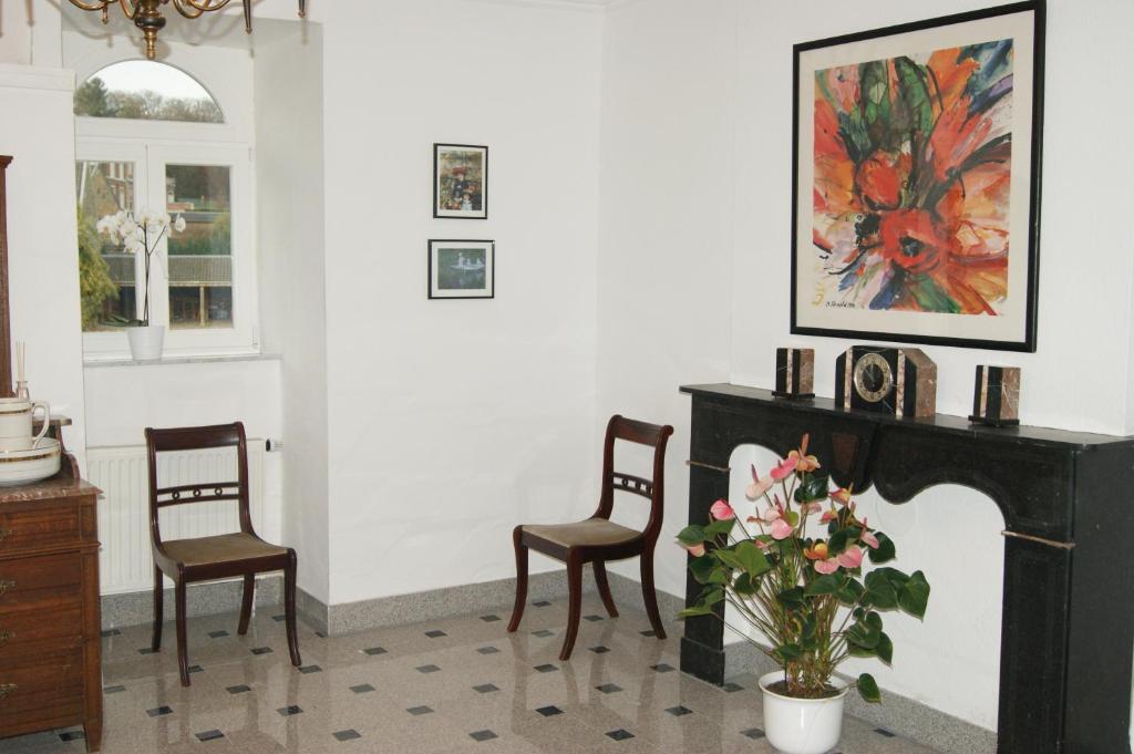 Chateau Neufays Theux Rom bilde